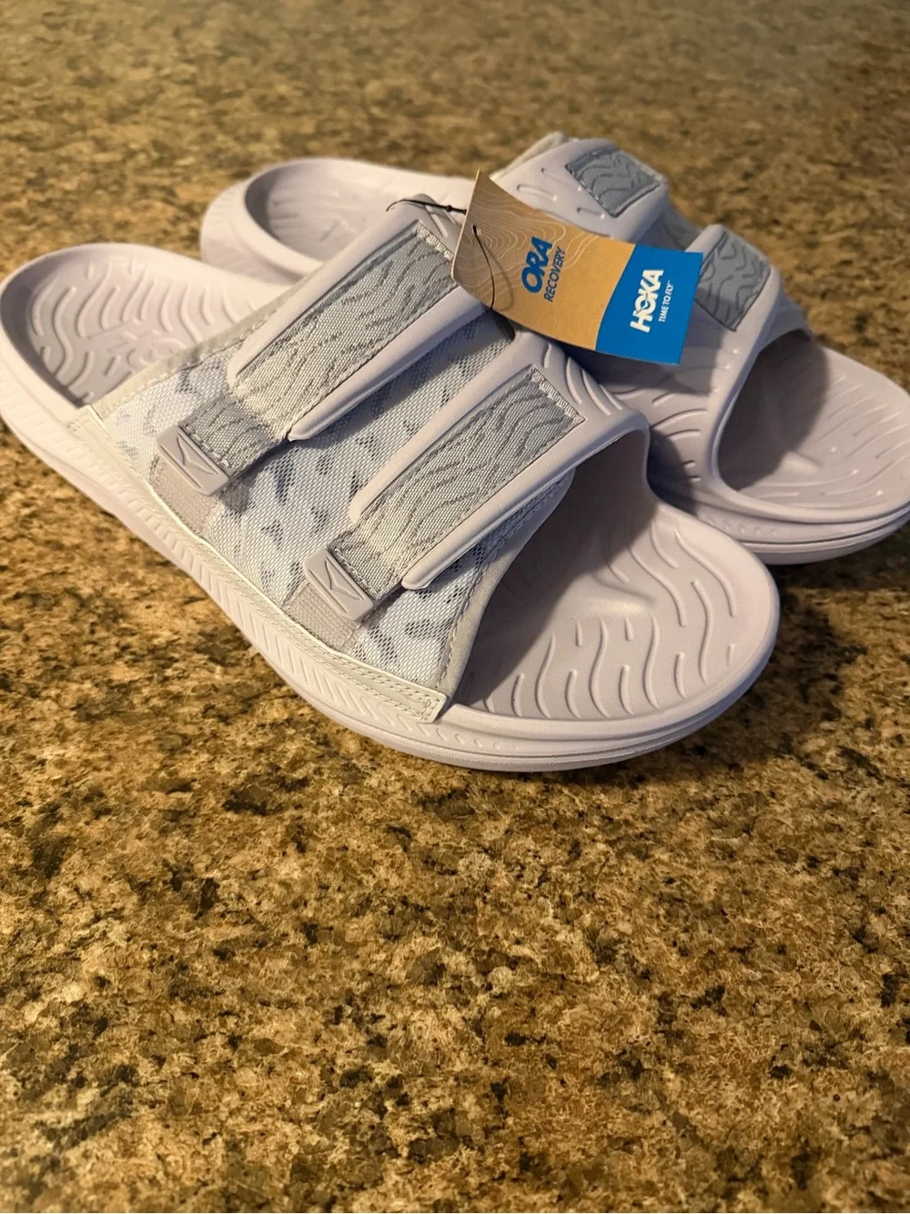 Hoka One One Ora Luxe Mens Size 12 Adjustable Marble Slides!!